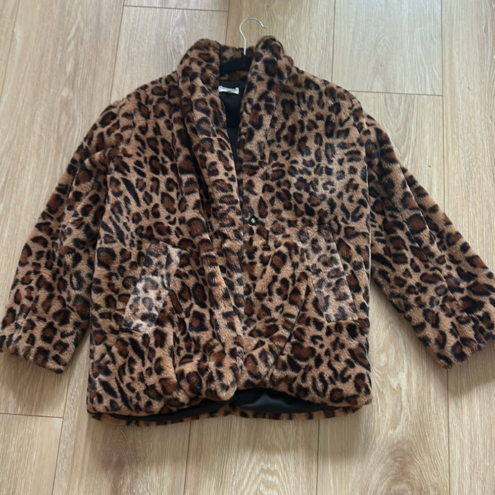 Leopard soft coat
